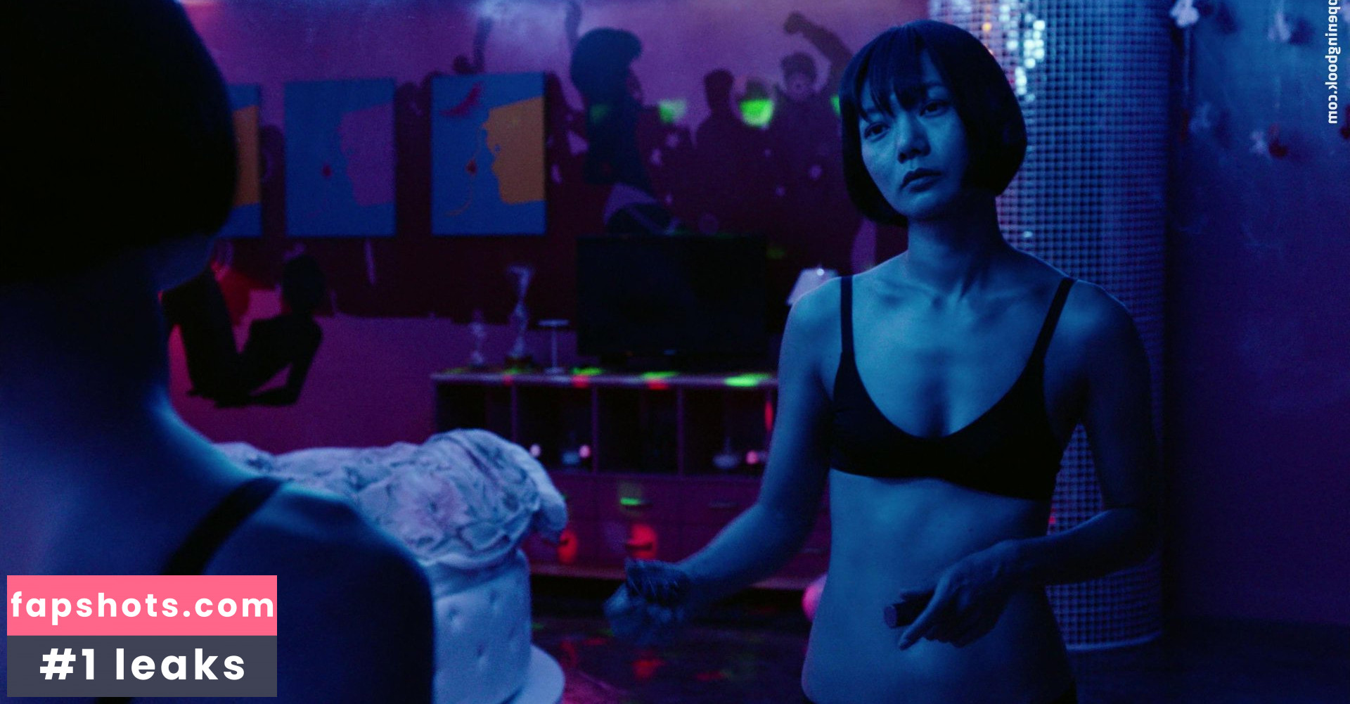 Doona Bae gallery photo #36