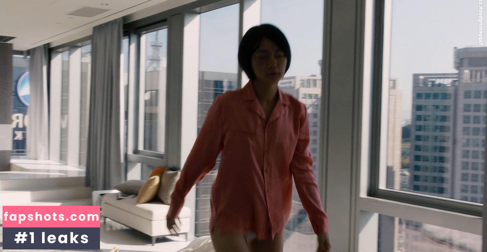 Doona Bae gallery photo #44