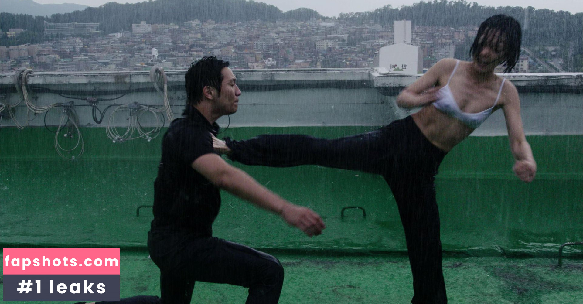 Doona Bae gallery photo #45