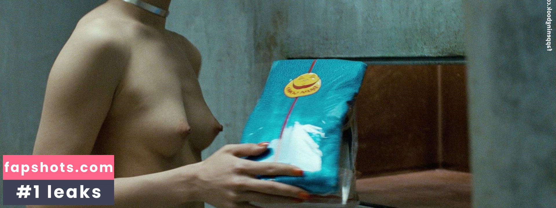 Doona Bae gallery photo #81