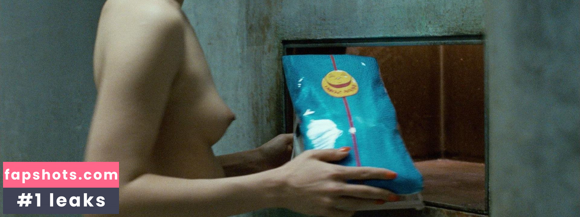 Doona Bae gallery photo #83