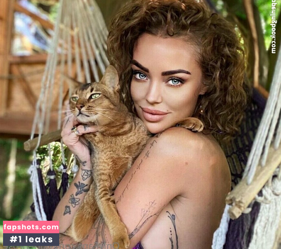 Dorien Rose gallery photo #4