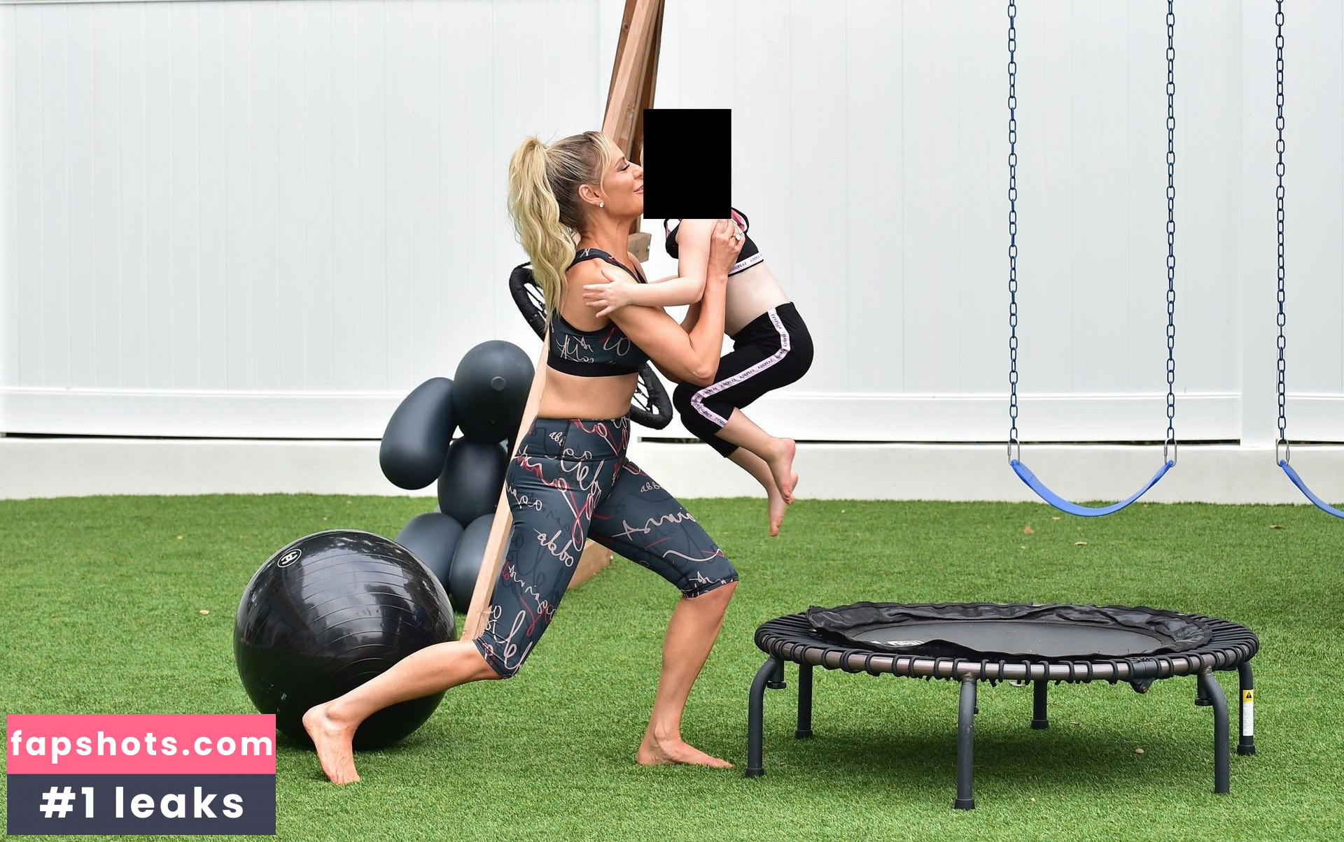 Dorit Kemsley Nude Leaks OnlyFans Photos #183 - LeakJerk