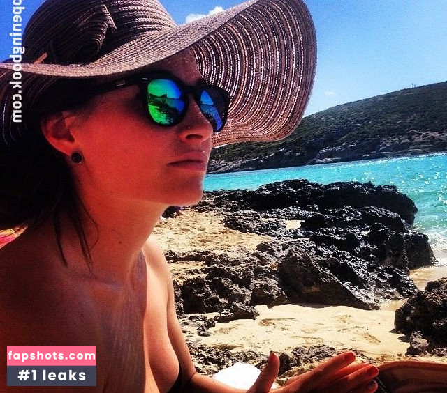 Dorothea Wierer gallery photo #56