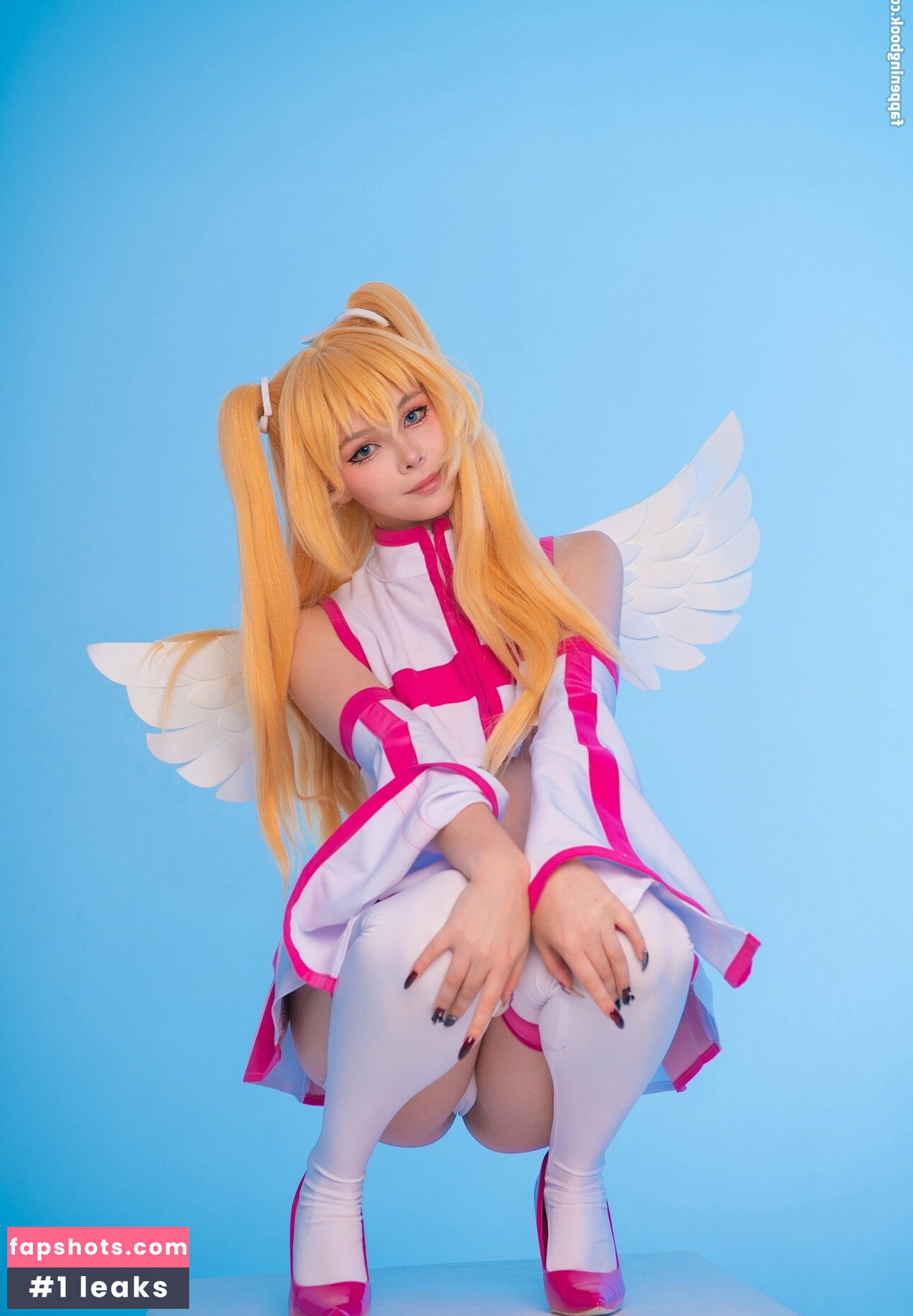 Dosya Gasai/Tsuki.Des nude babe gallery