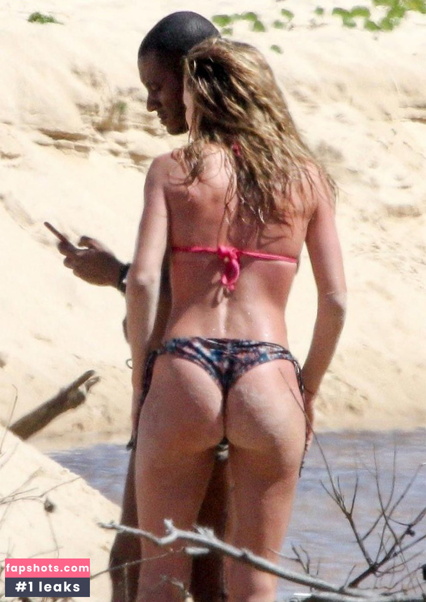 Doutzen Kroes gallery photo #173