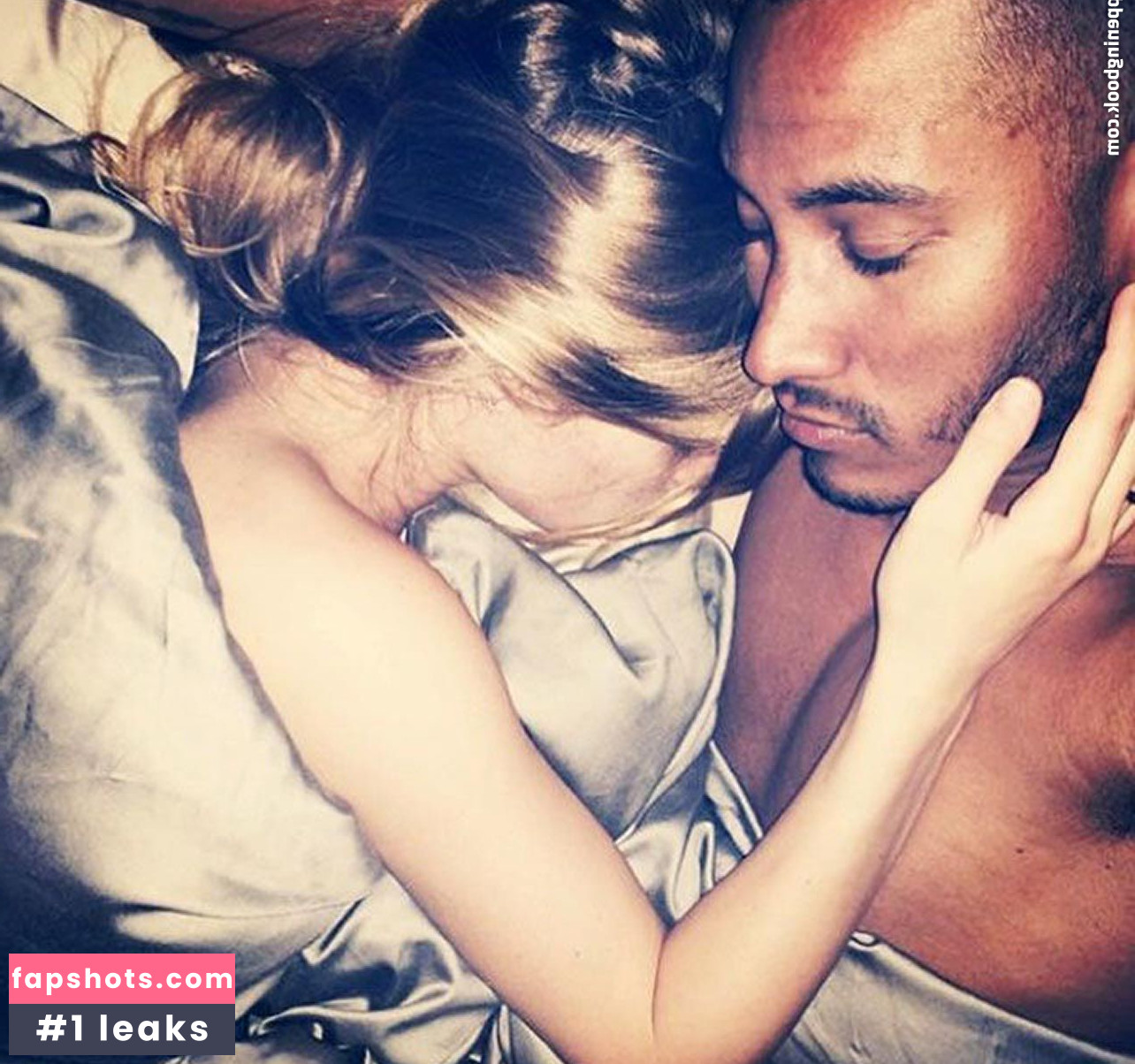 Doutzen Kroes gallery photo #185