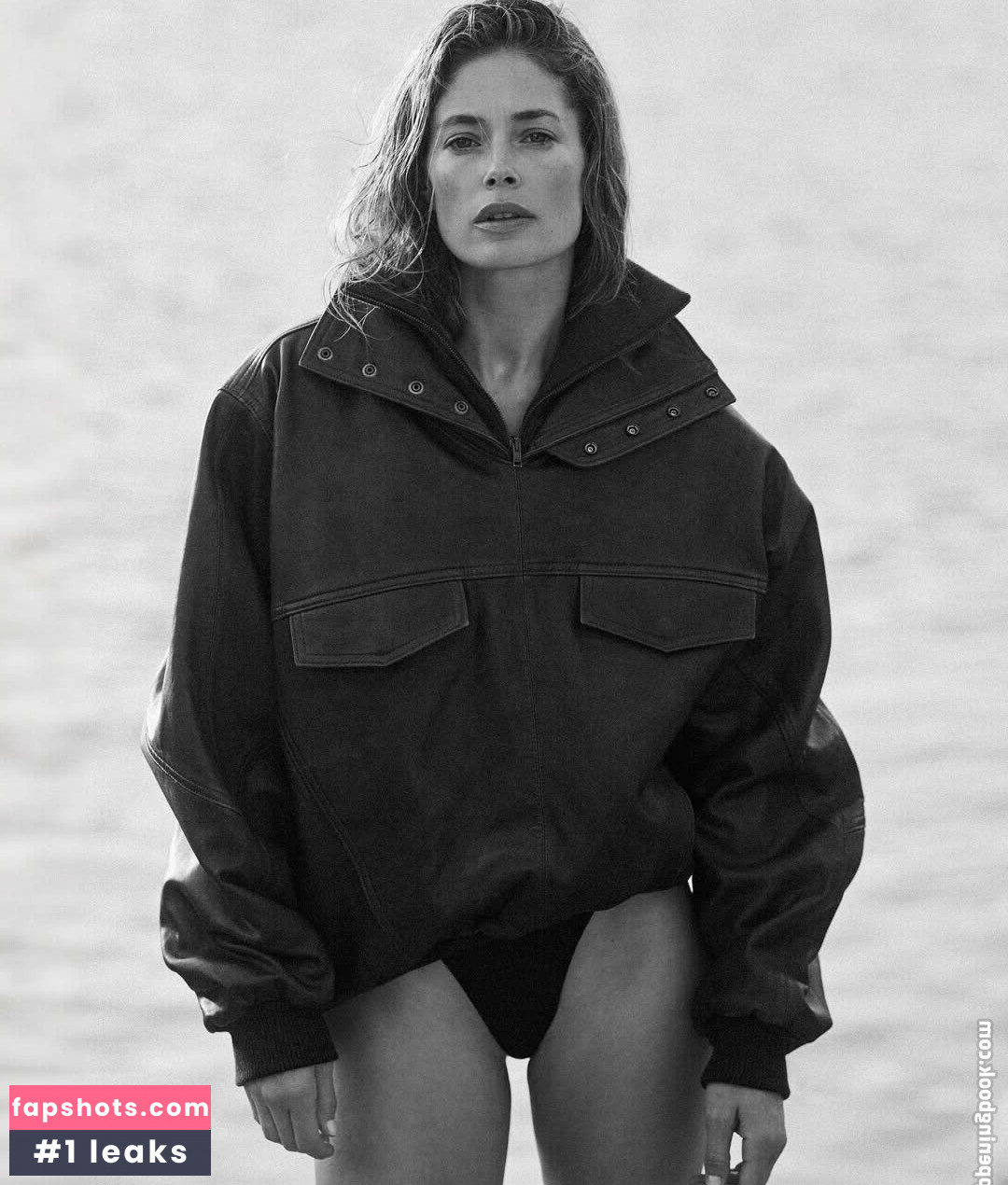 Doutzen Kroes gallery photo #25