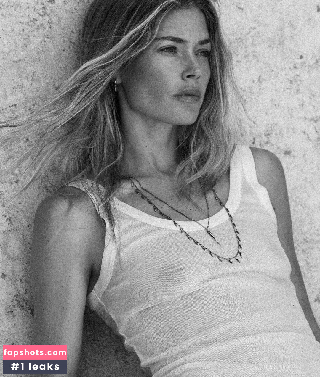 Doutzen Kroes gallery photo #26