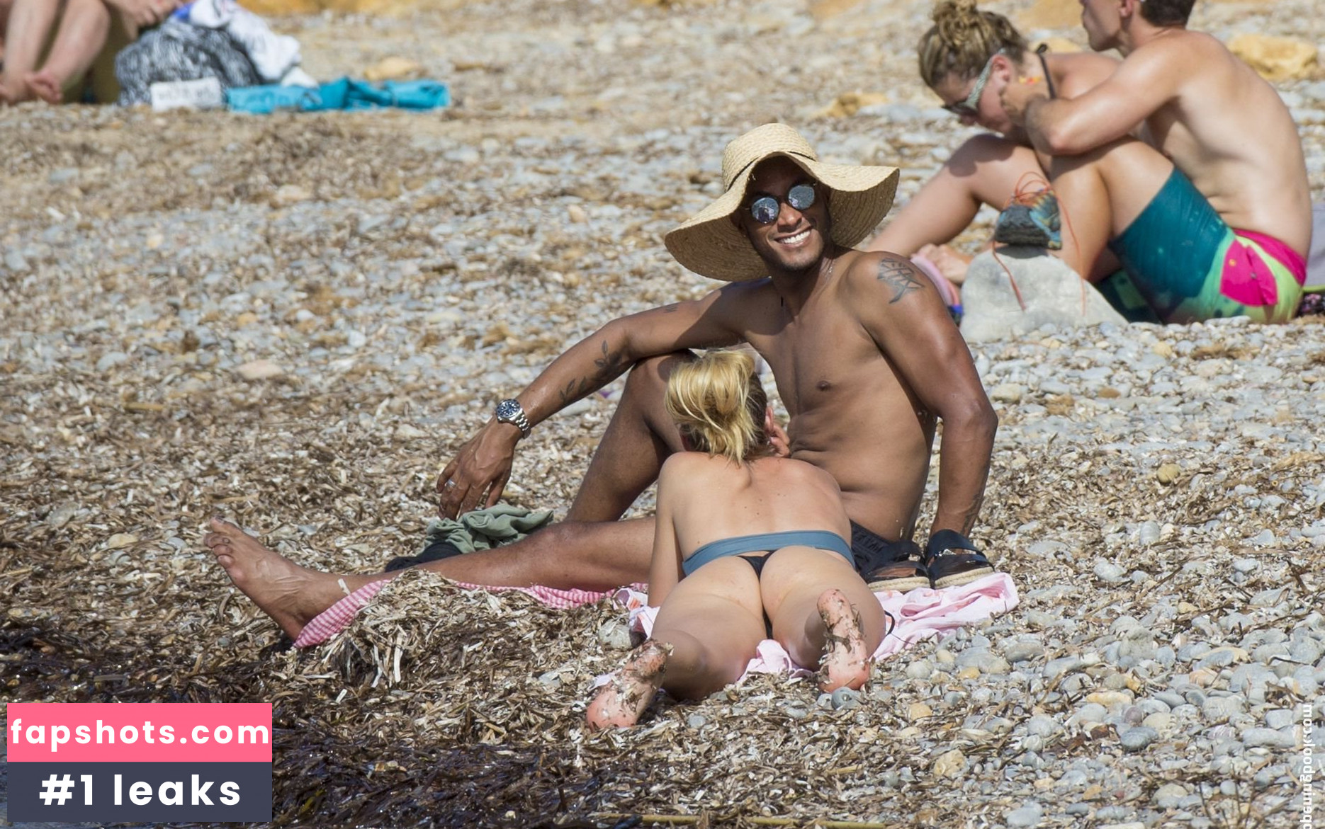 Doutzen Kroes gallery photo #339