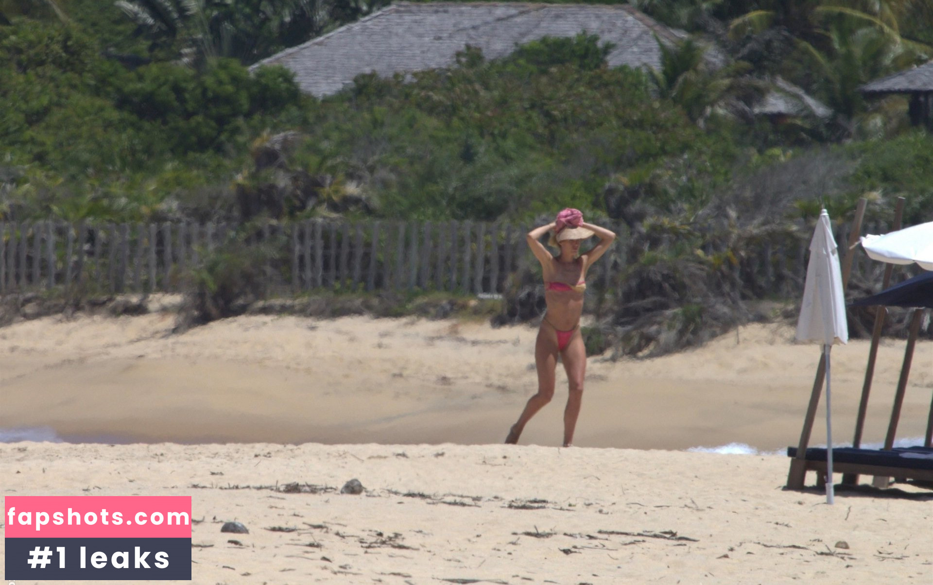 Doutzen Kroes Nahé úniky fotek pouze od fanoušků #356 - Fapshots