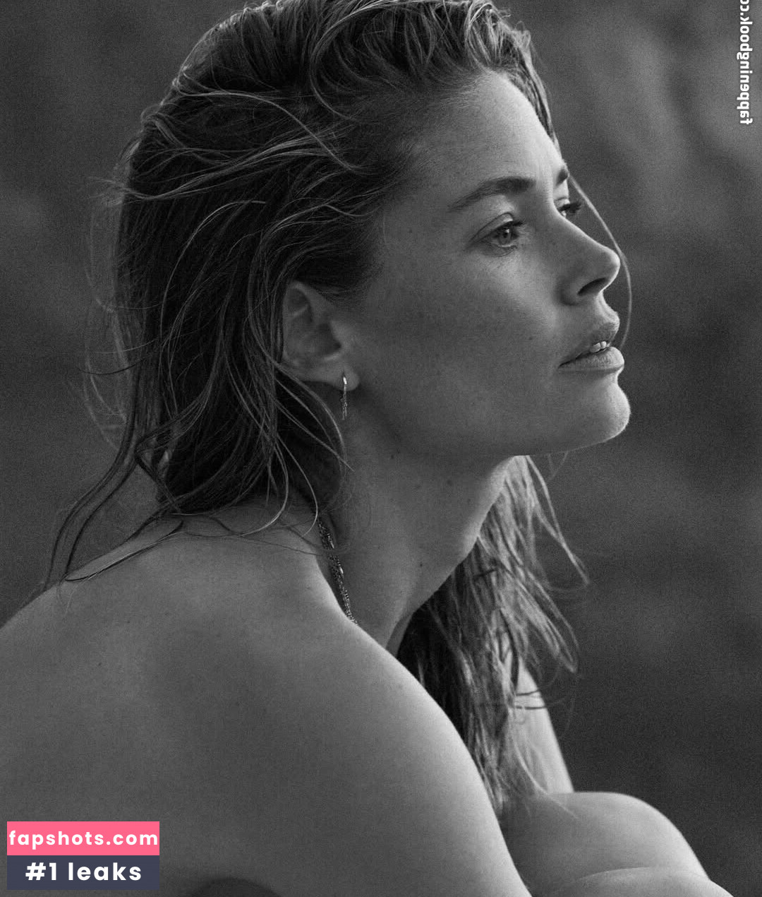 Doutzen Kroes gallery photo #37