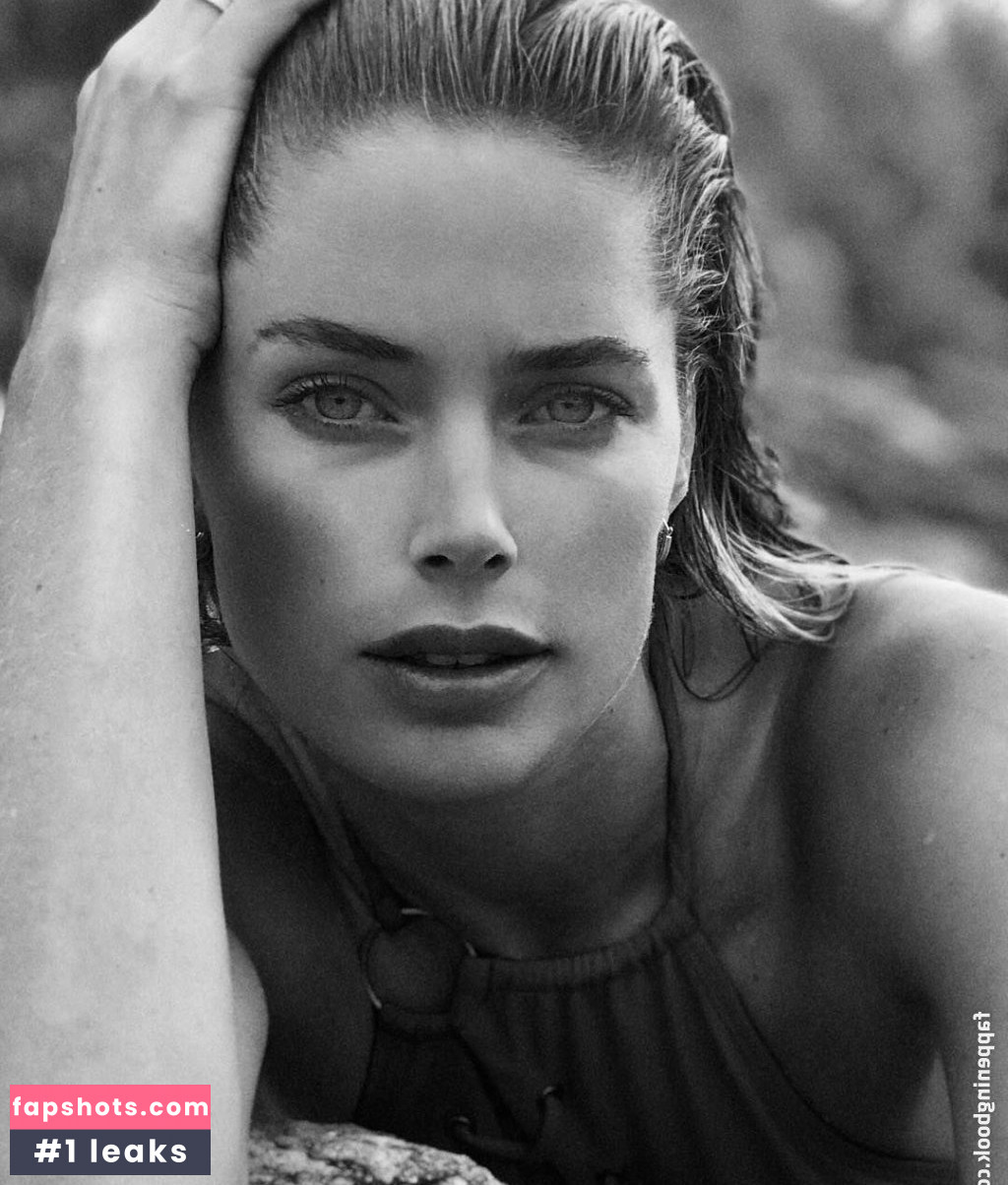 Doutzen Kroes gallery photo #382