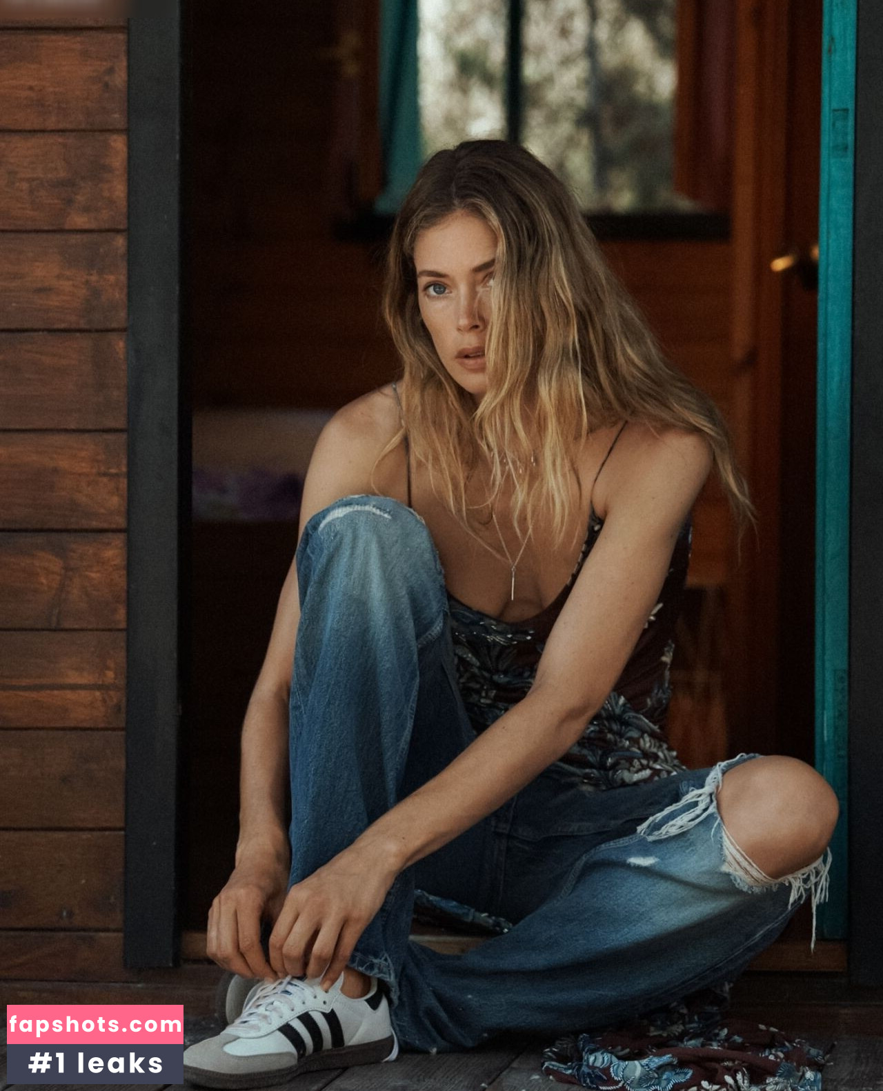 Doutzen Kroes gallery photo #59