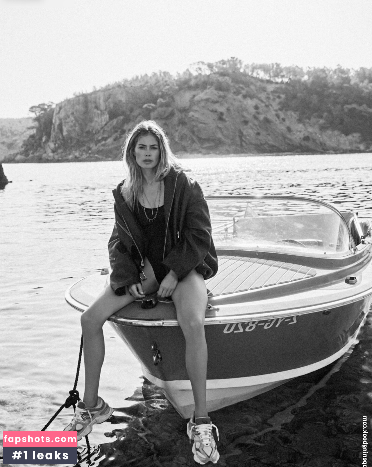 Doutzen Kroes gallery photo #62