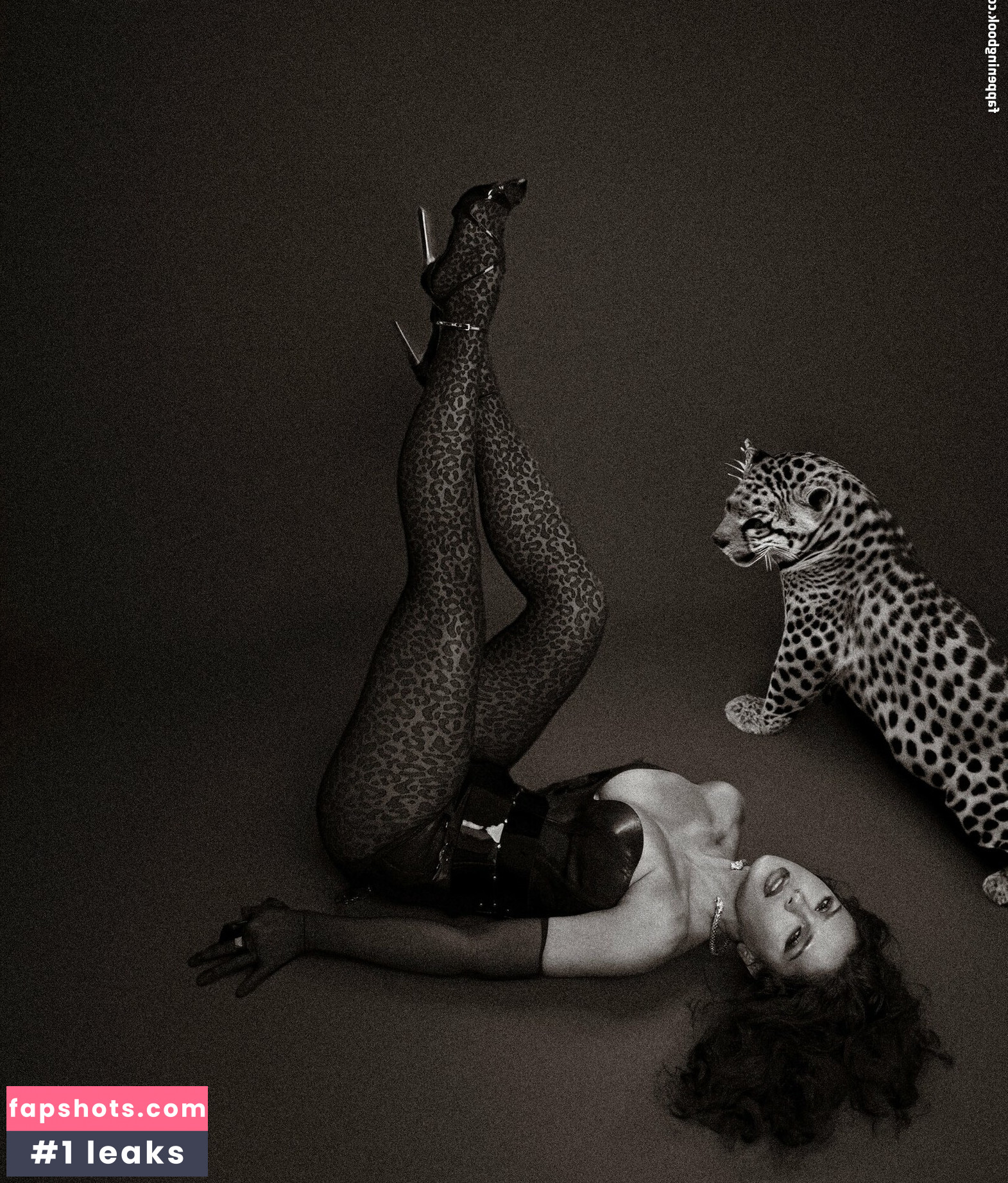 Douxtease gallery photo #8