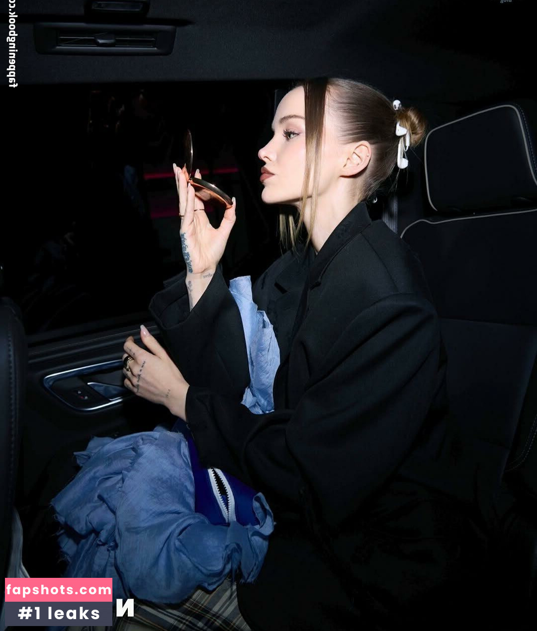 Dove Cameron gallery photo #108