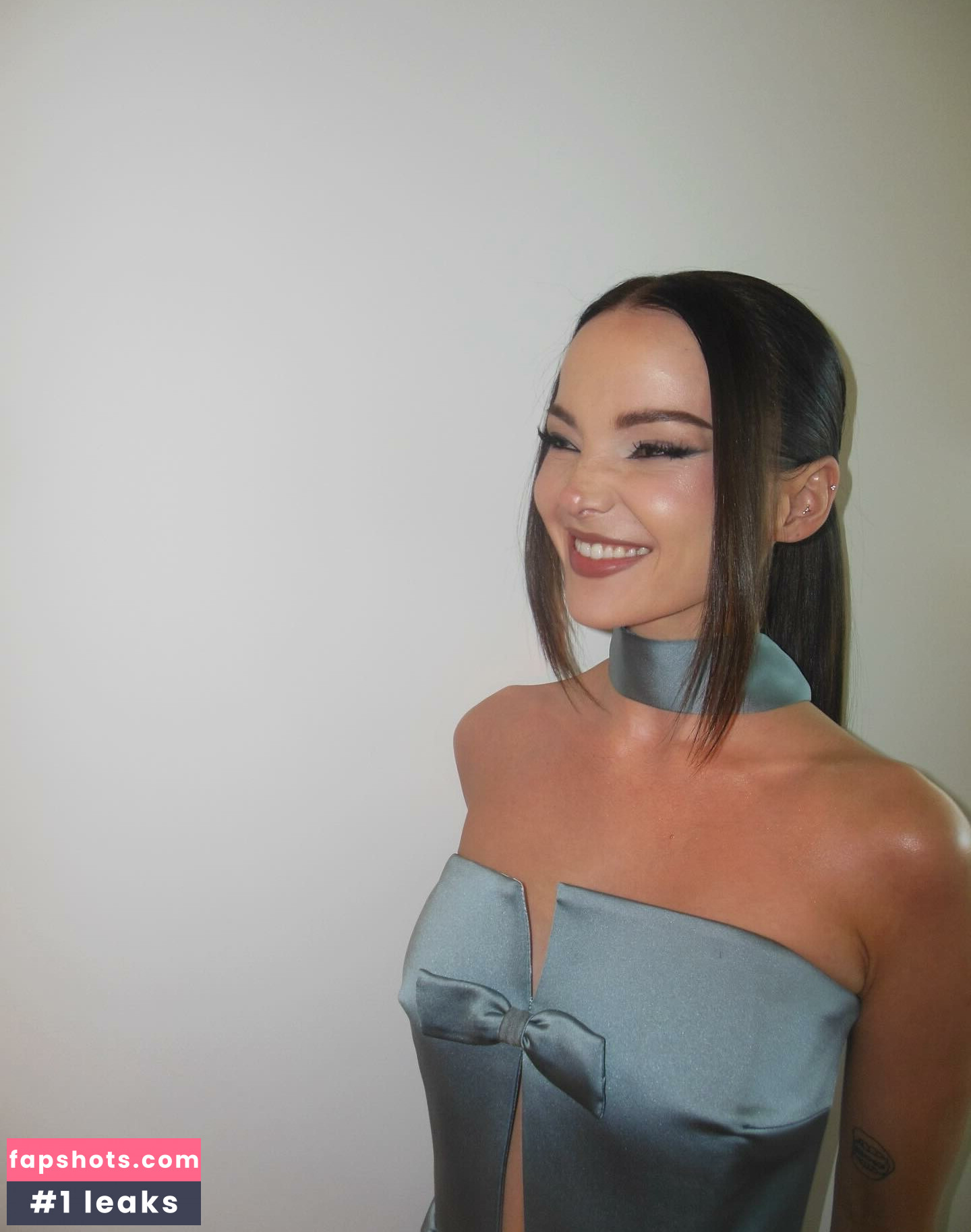 Dove Cameron gallery photo #21