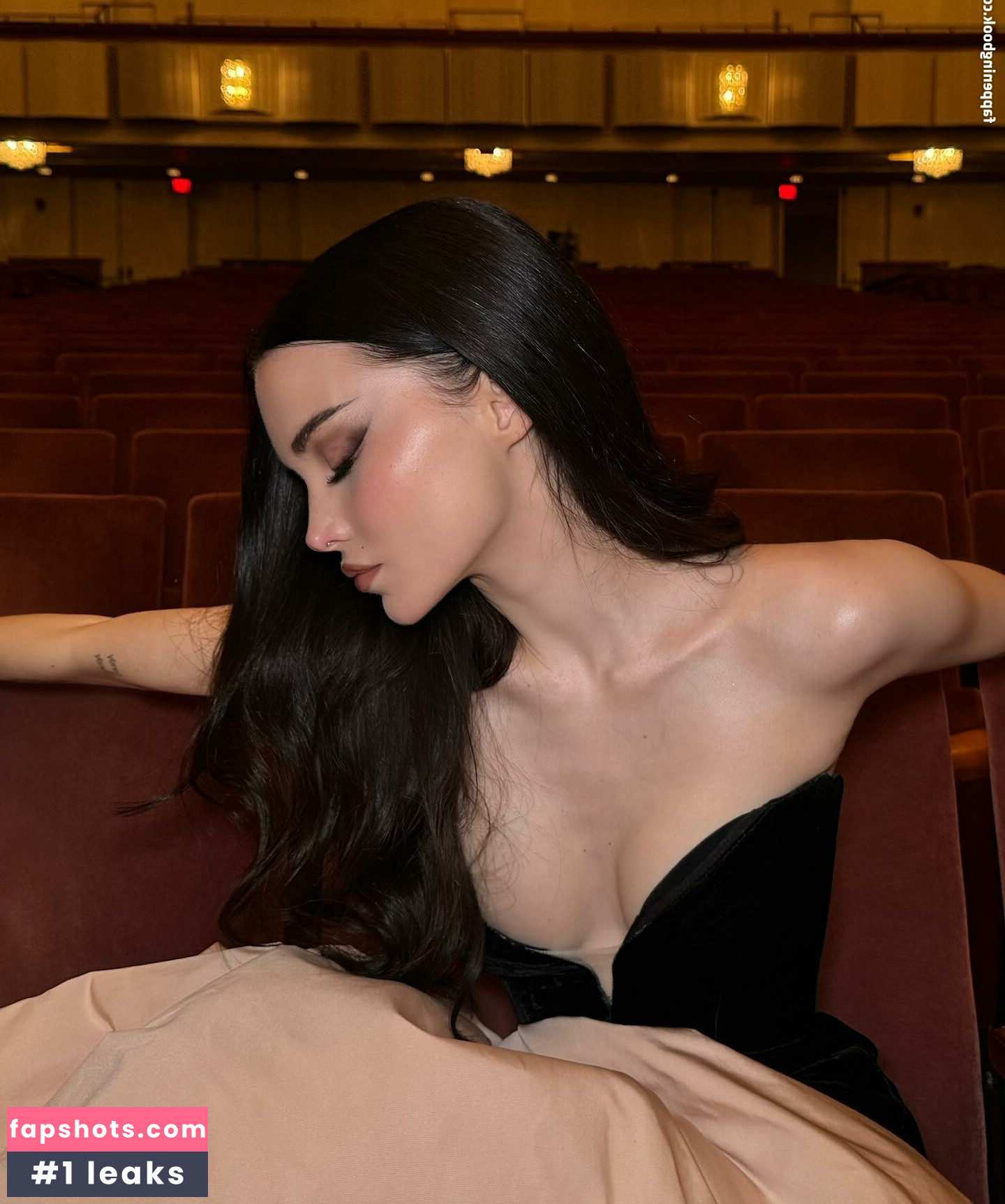 Dove Cameron gallery photo #237