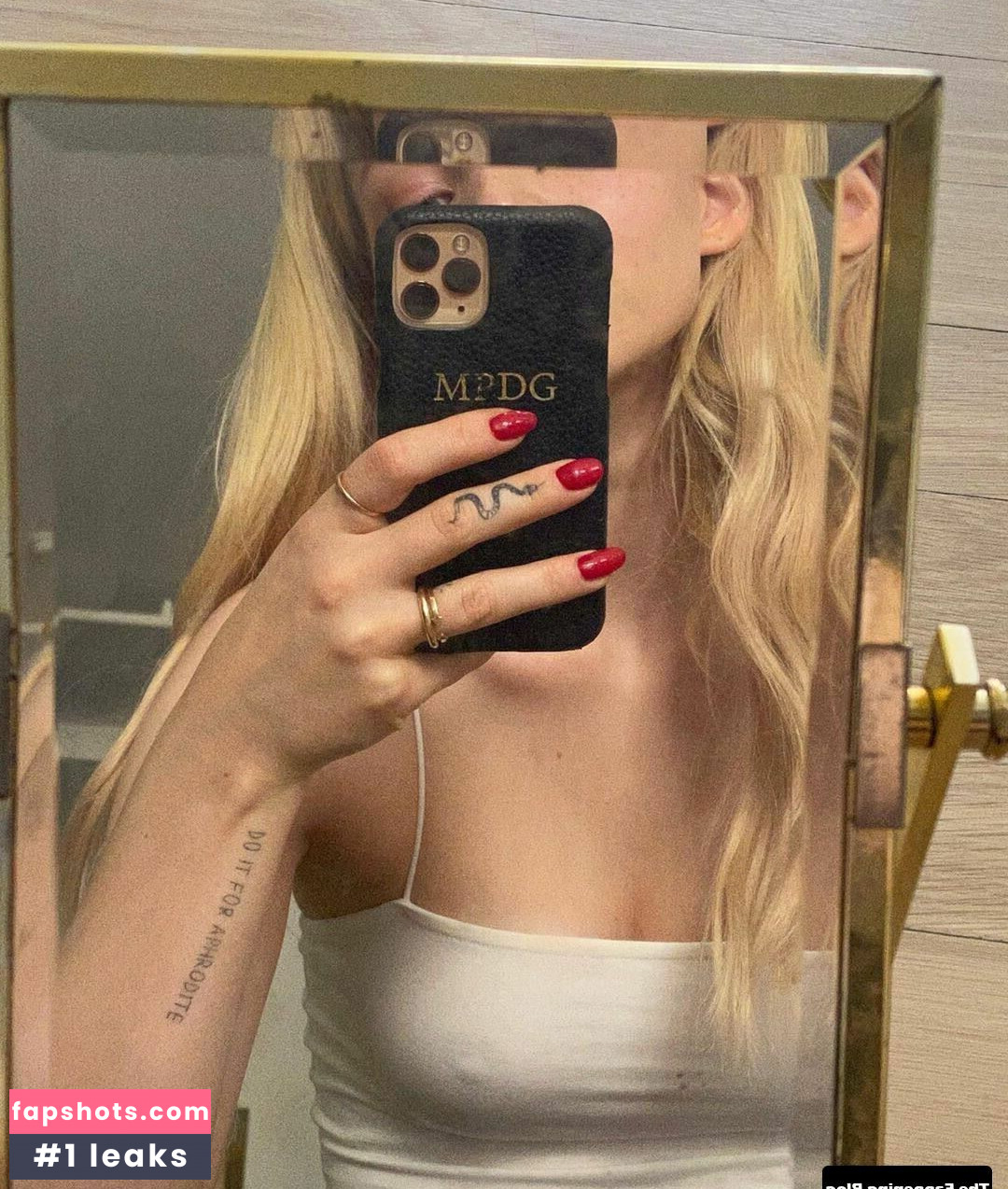 Dove Cameron gallery photo #241