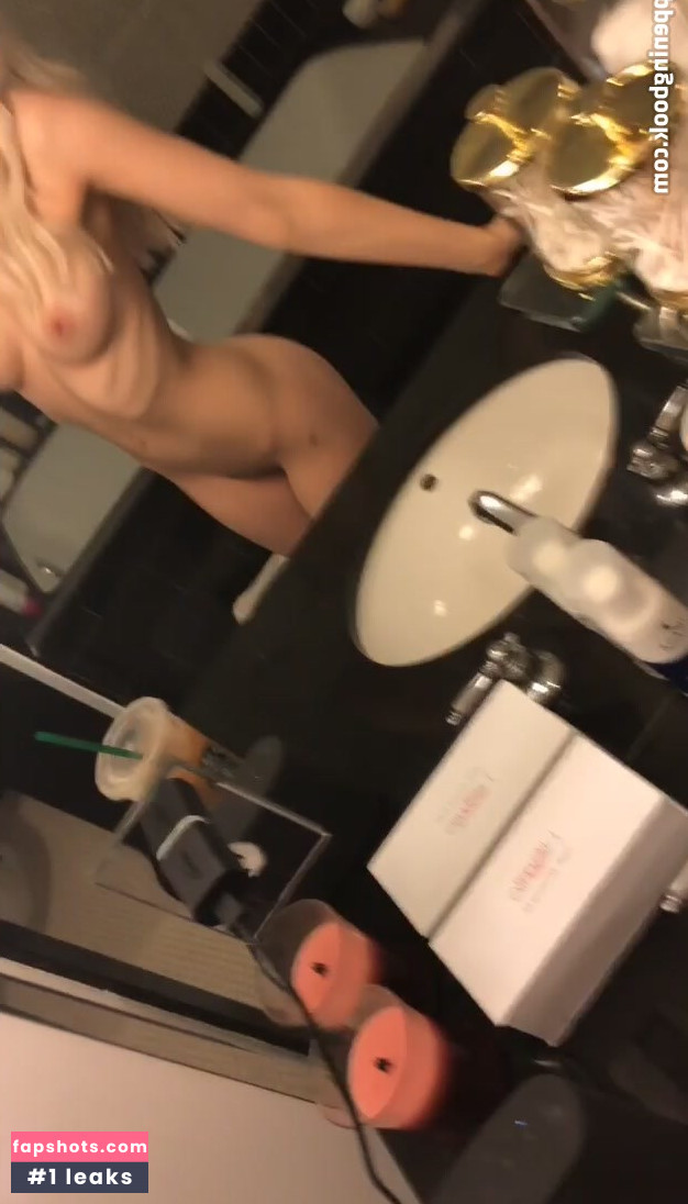 Dove Cameron gallery photo #288