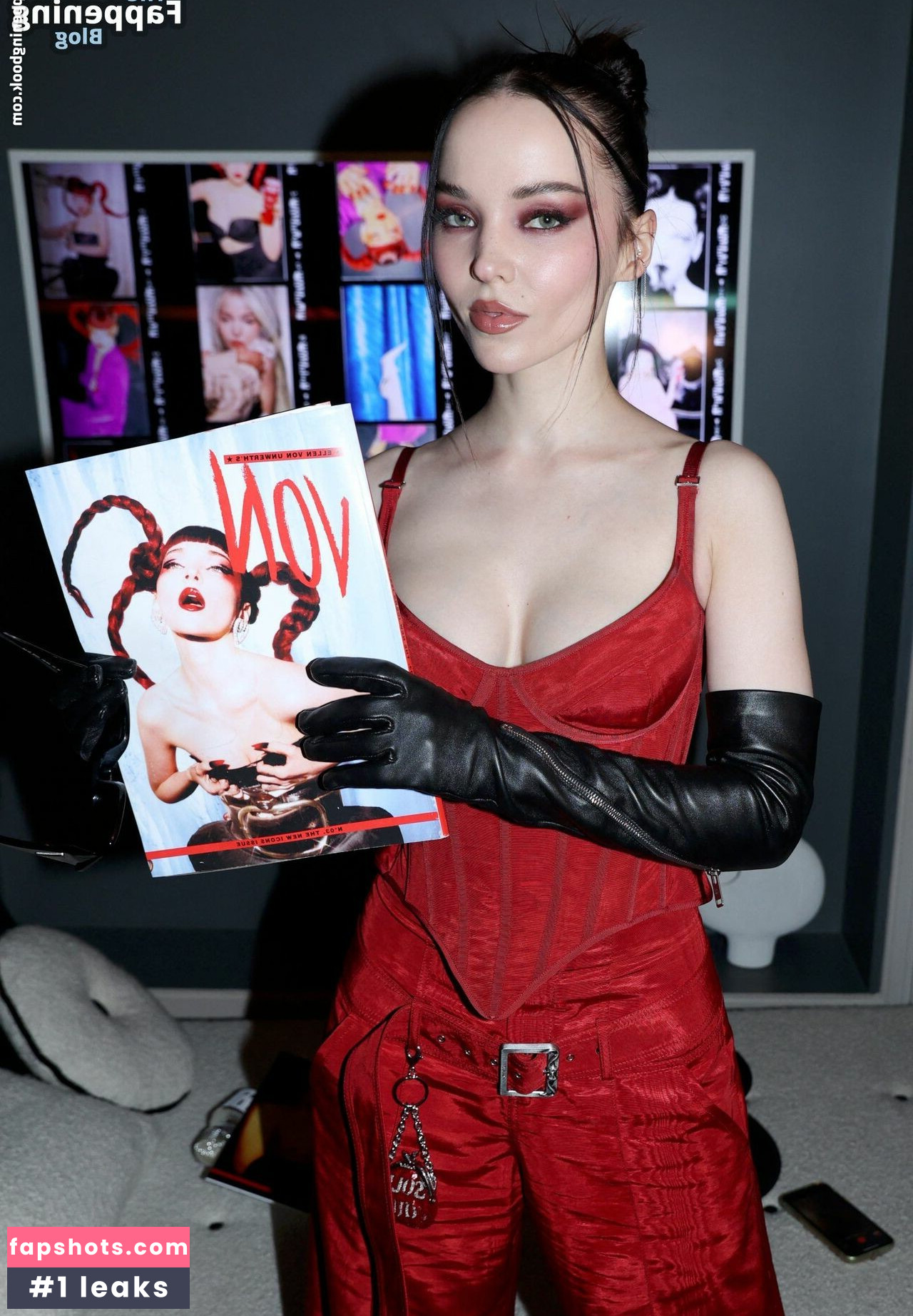 Dove Cameron gallery photo #311