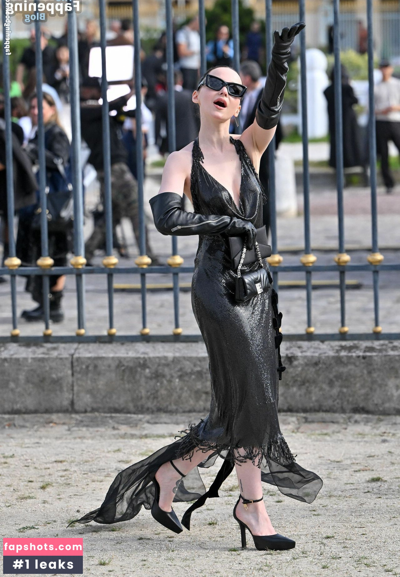 Dove Cameron gallery photo #324