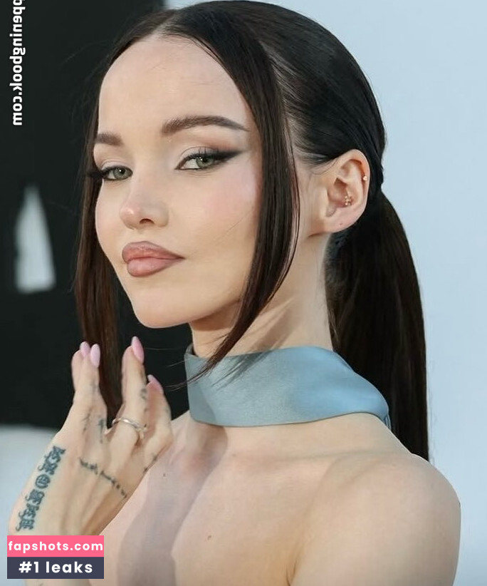 Dove Cameron gallery photo #36