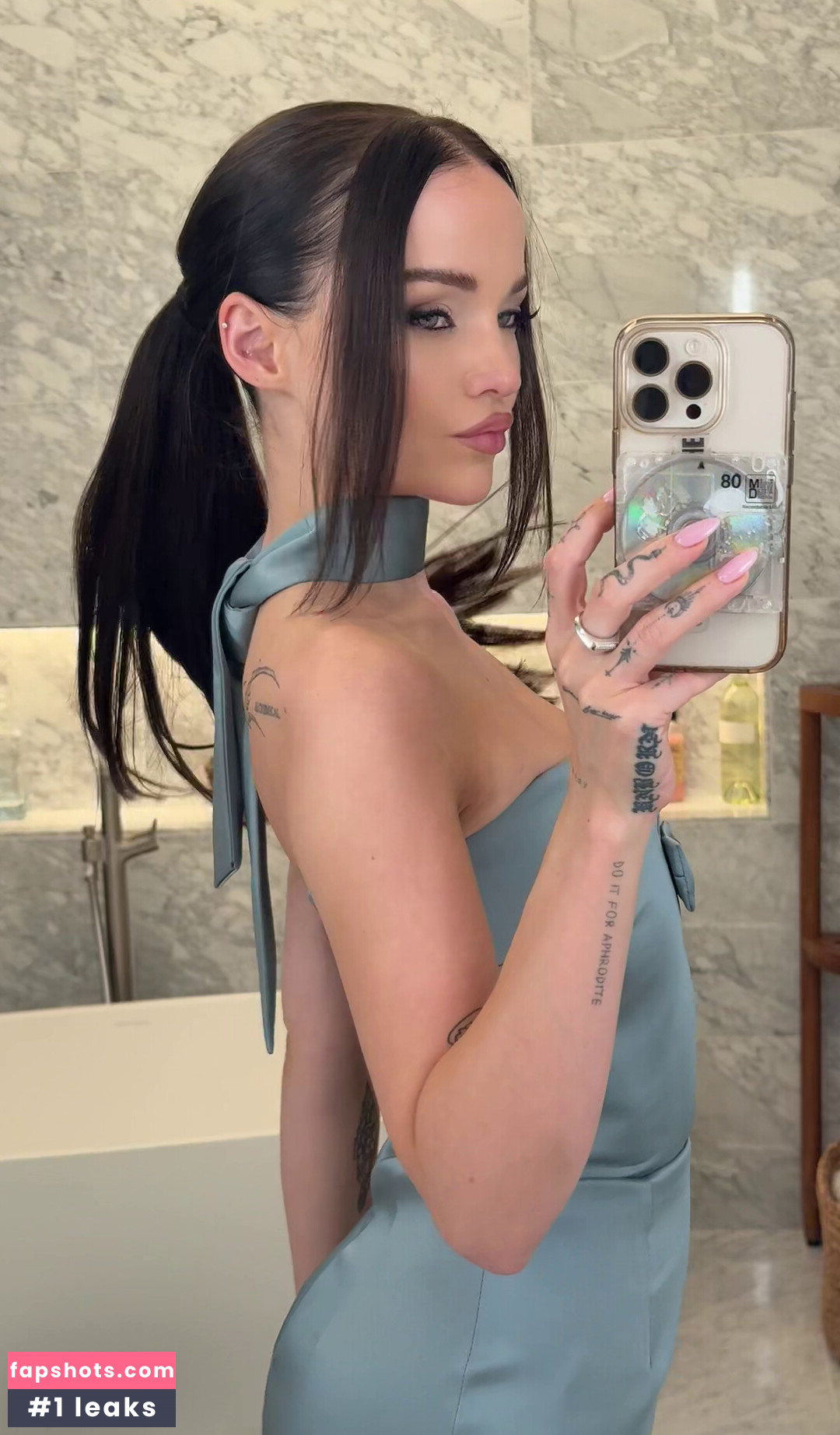 Dove Cameron gallery photo #38