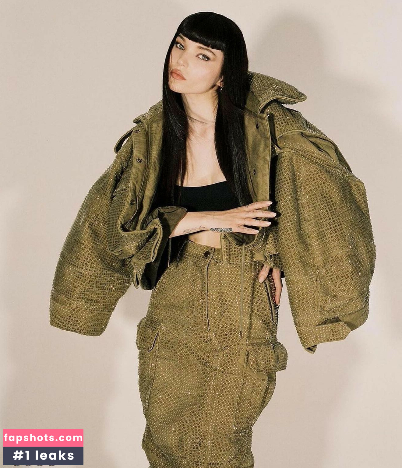 Dove Cameron gallery photo #374