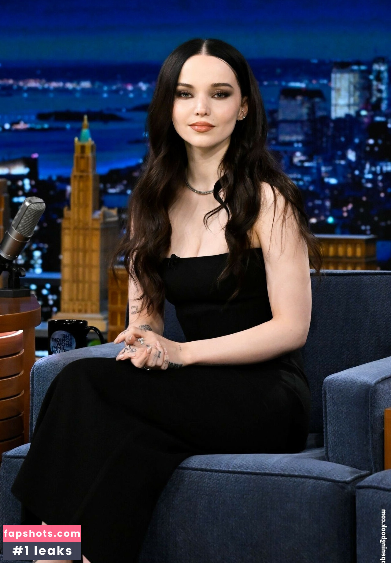 Dove Cameron gallery photo #411