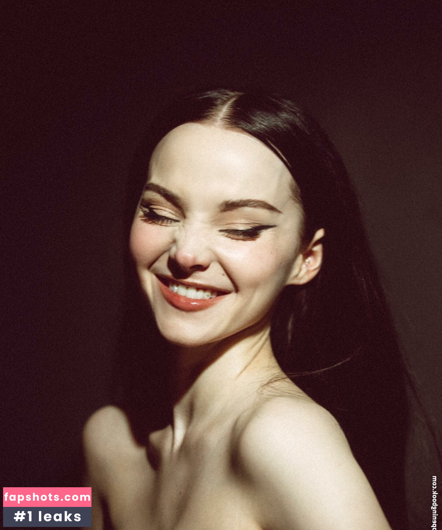 Dove Cameron gallery photo #415