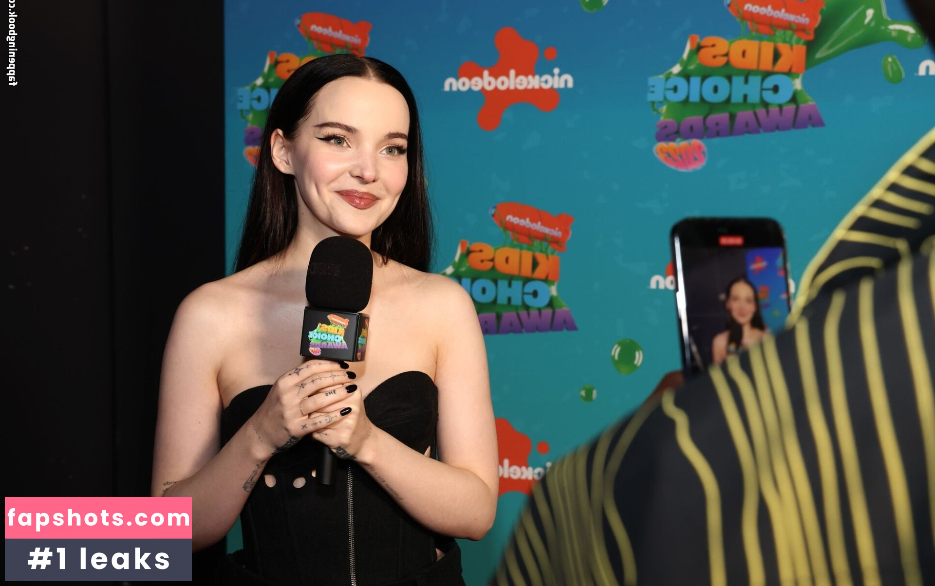 Dove Cameron gallery photo #420