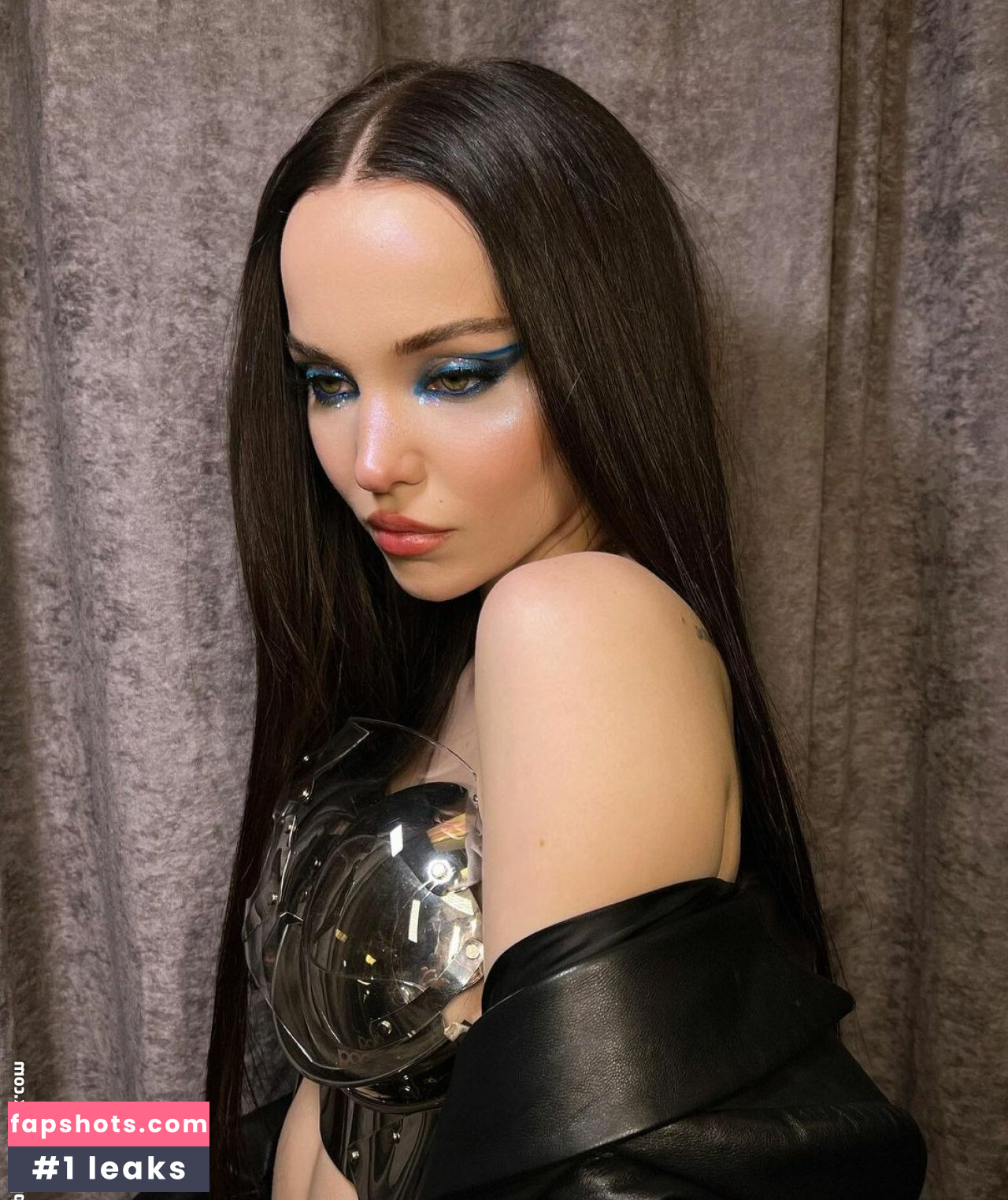 Dove Cameron gallery photo #460