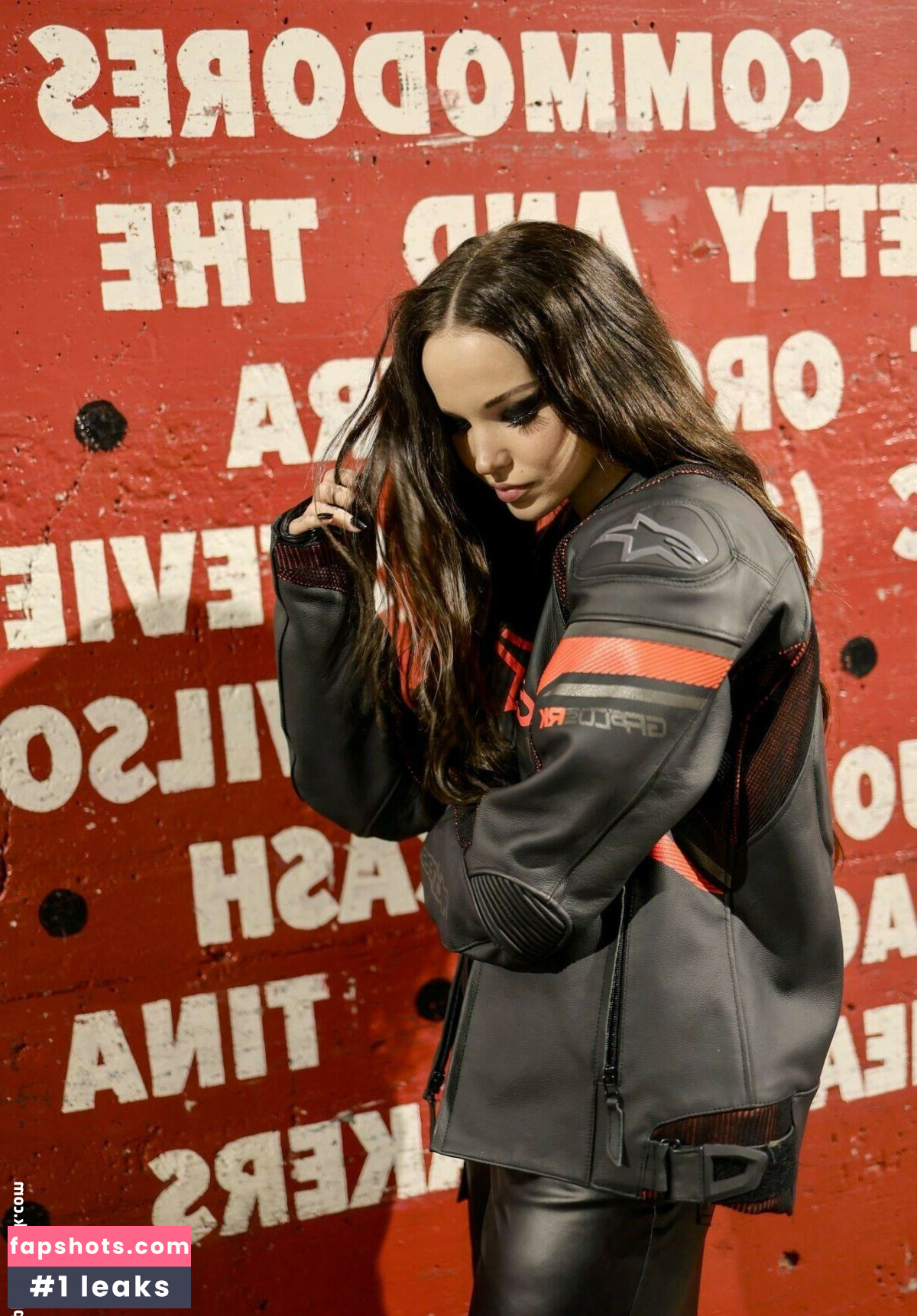 Dove Cameron gallery photo #462