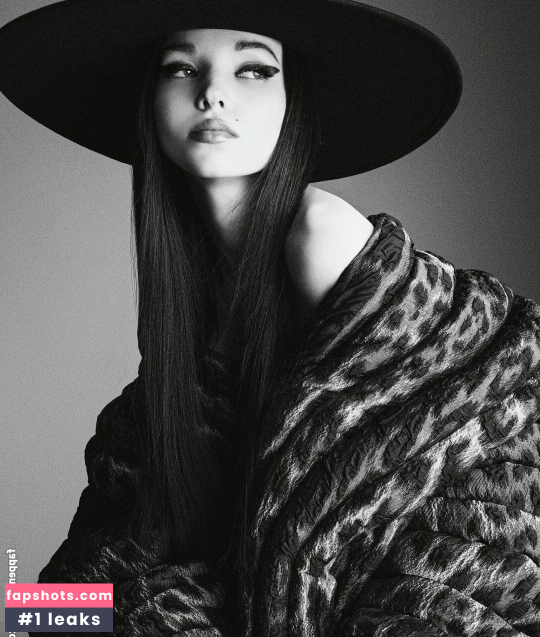 Dove Cameron gallery photo #468