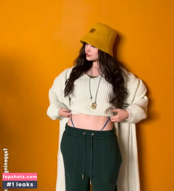 Dove Cameron gallery photo #473