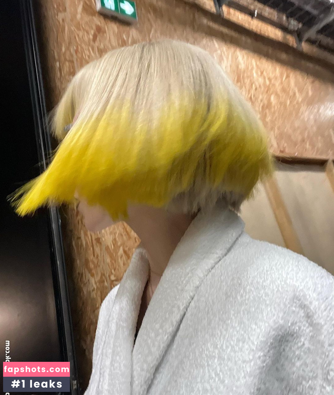 Dove Cameron gallery photo #477