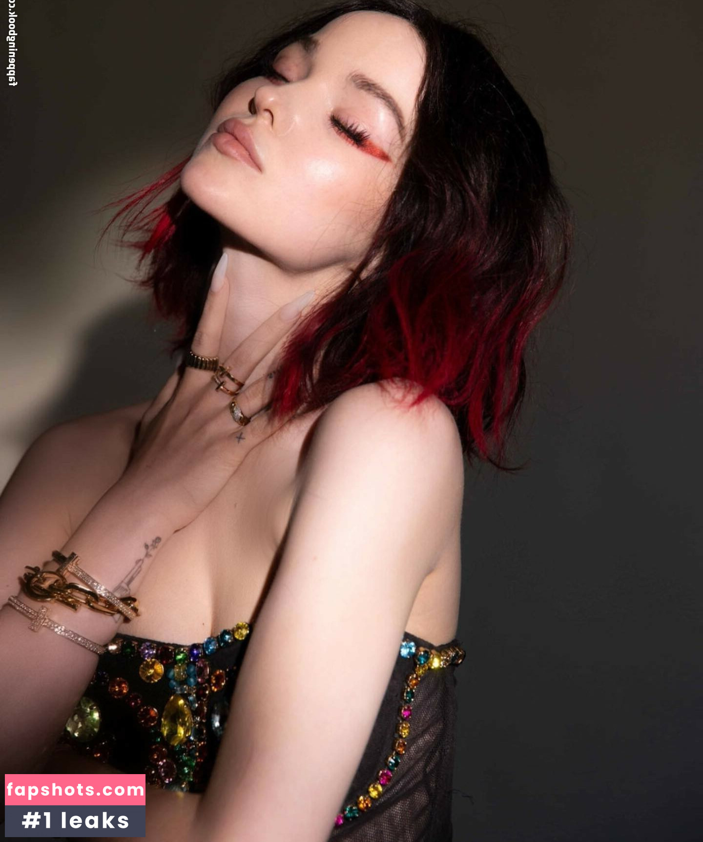 Dove Cameron gallery photo #490