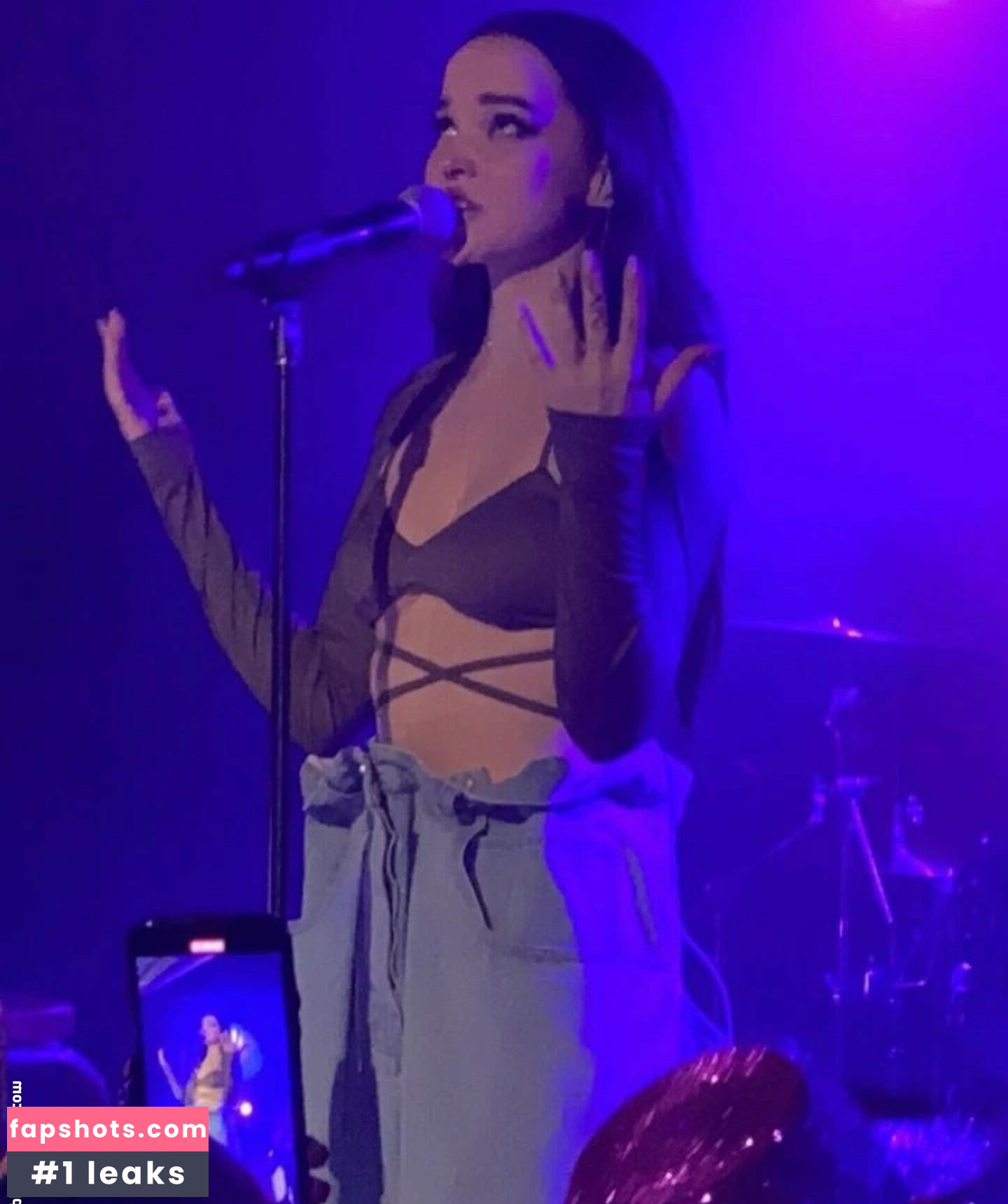 Dove Cameron gallery photo #505