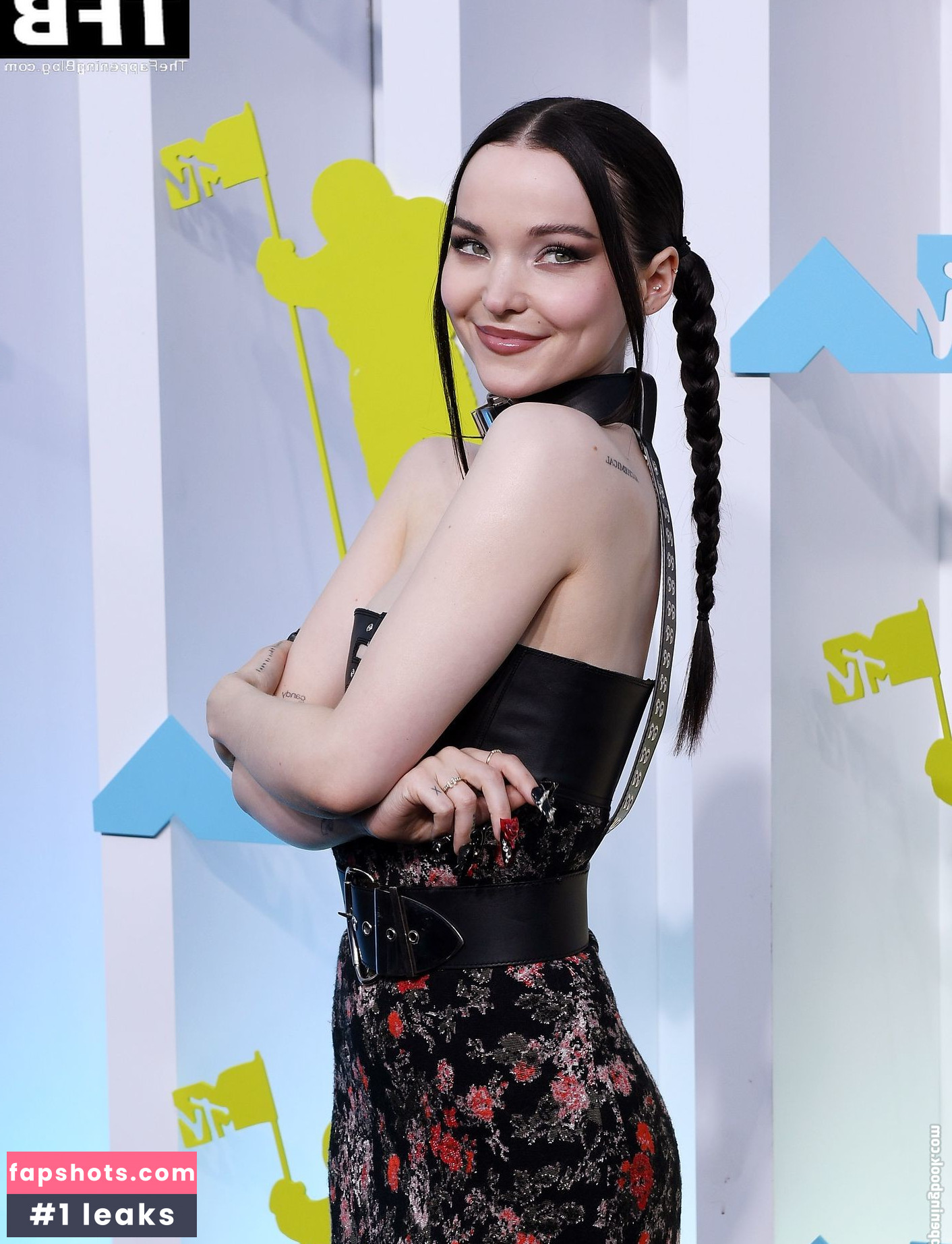 Dove Cameron gallery photo #524