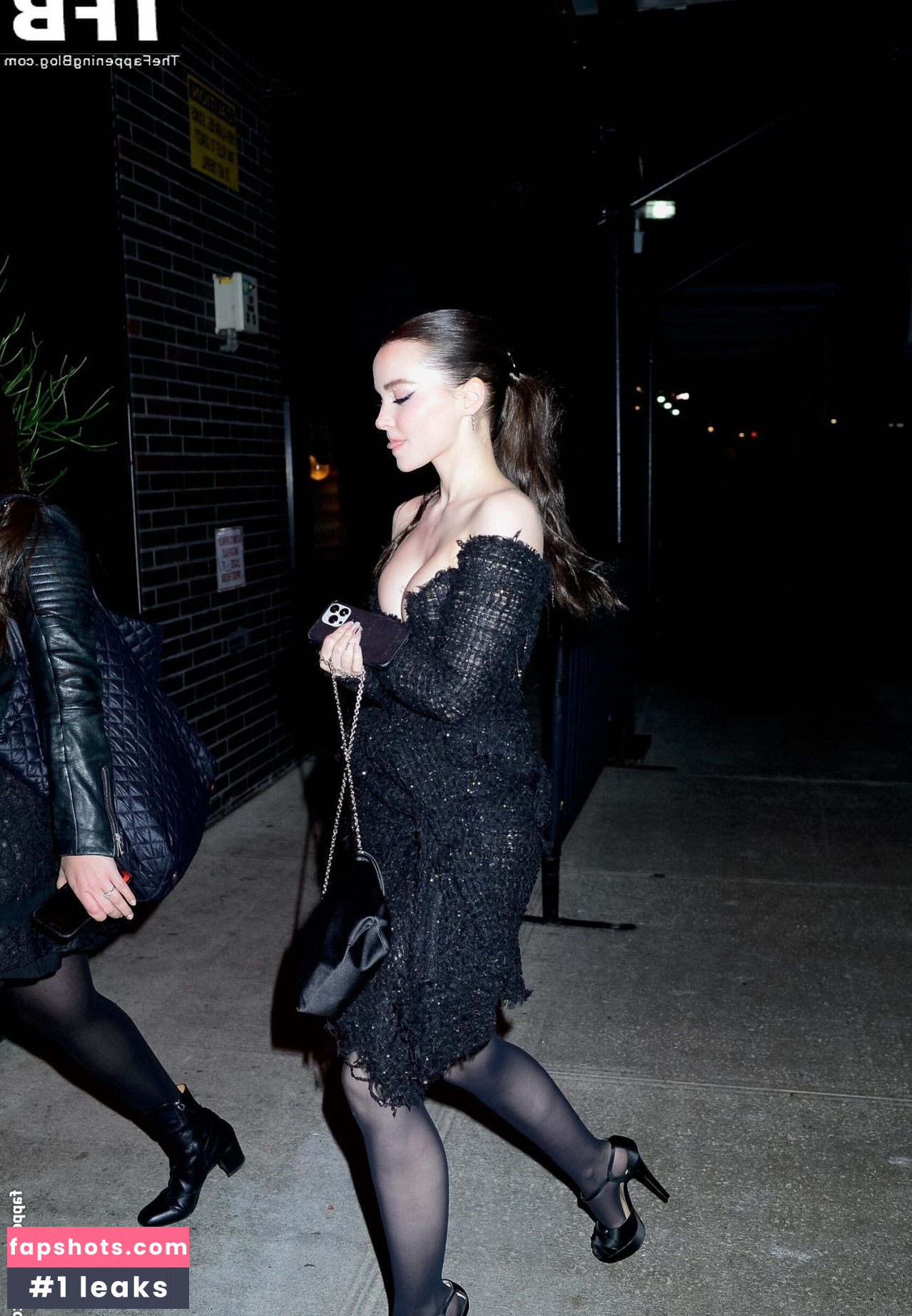 Dove Cameron gallery photo #552