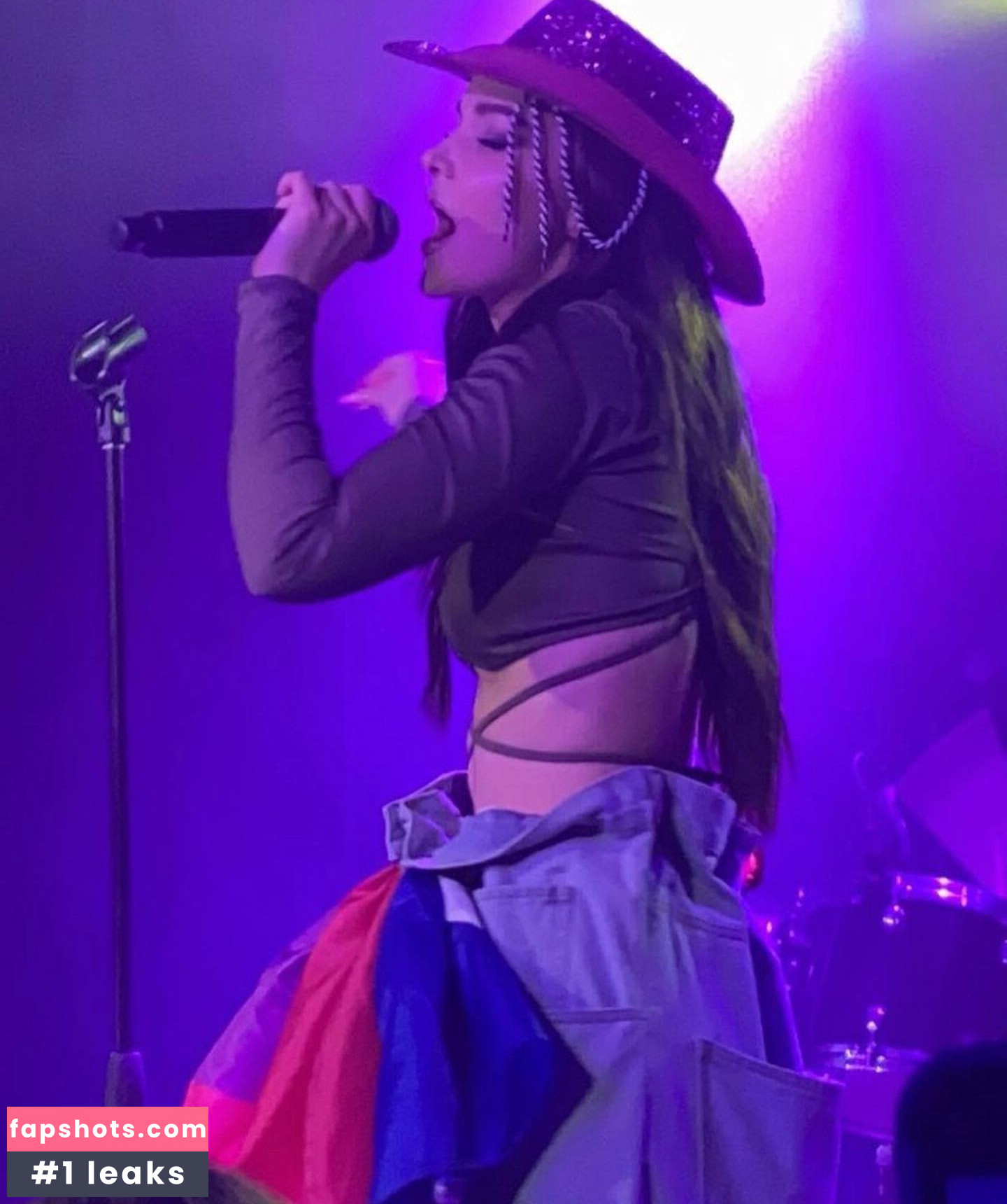 Dove Cameron gallery photo #574