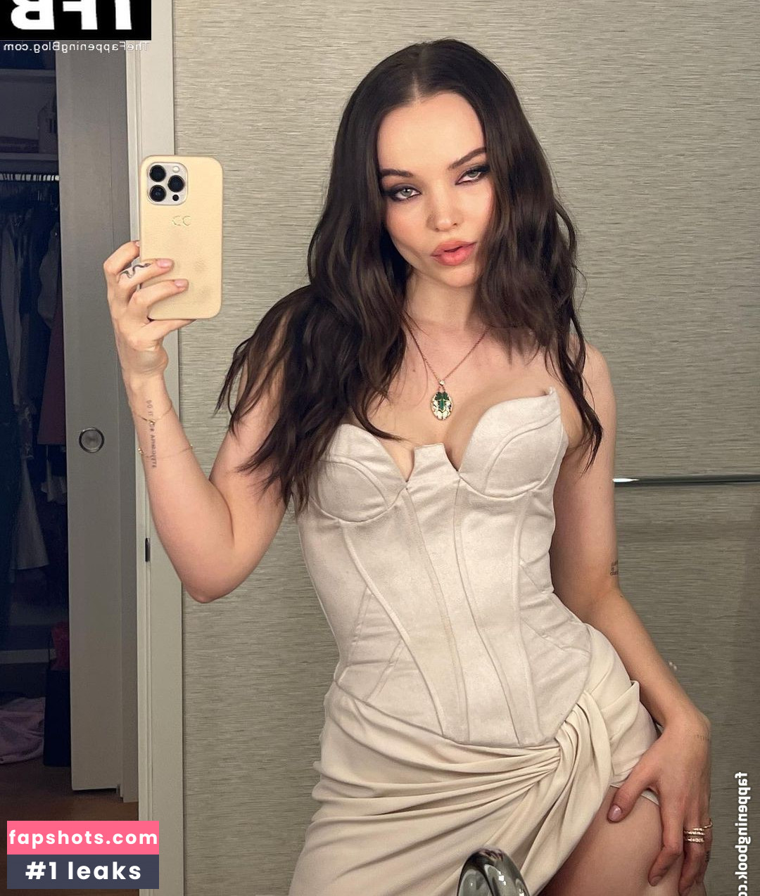 Dove Cameron gallery photo #588