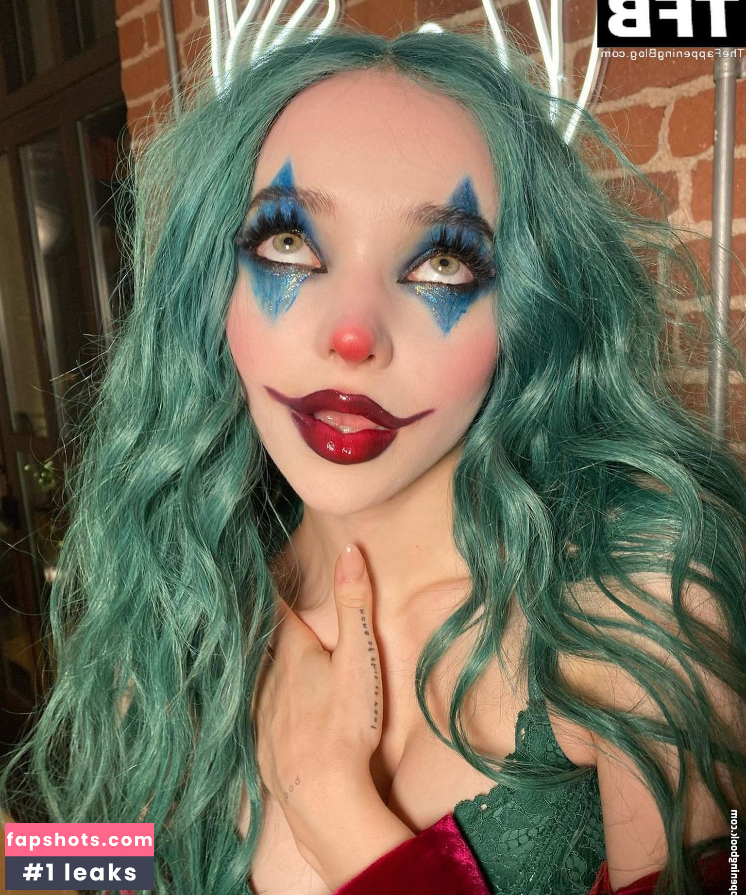 Dove Cameron gallery photo #597