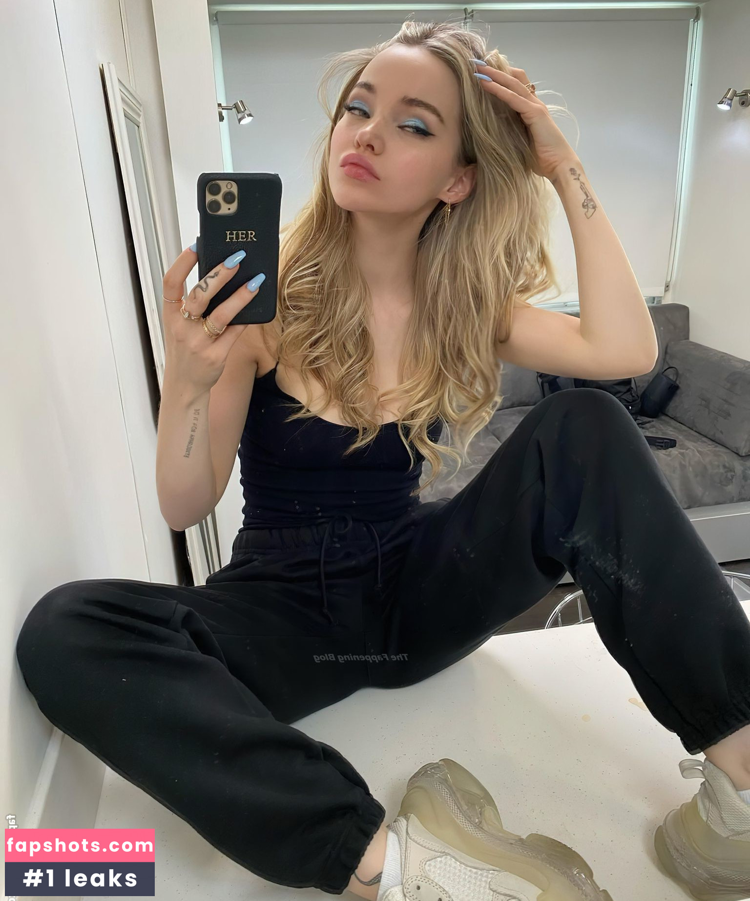 Dove Cameron gallery photo #619