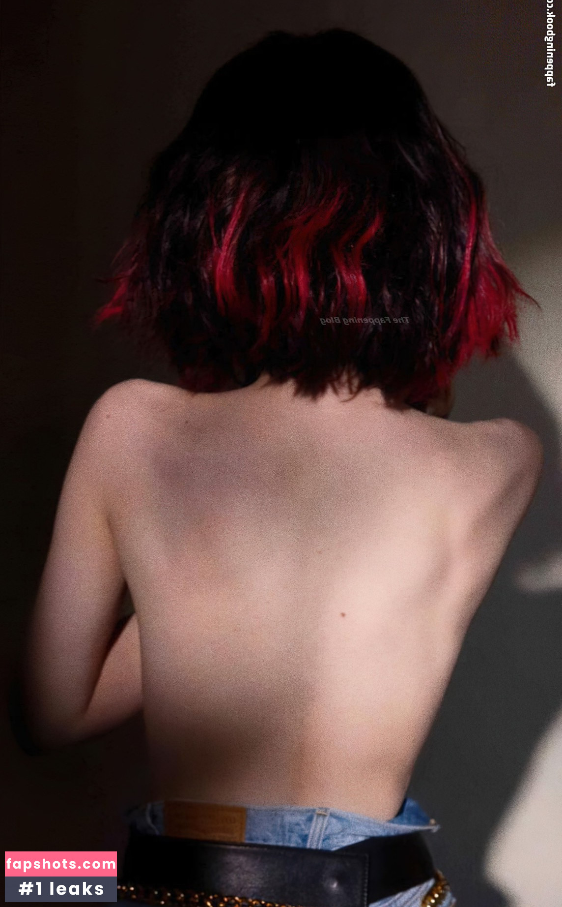 Dove Cameron gallery photo #643