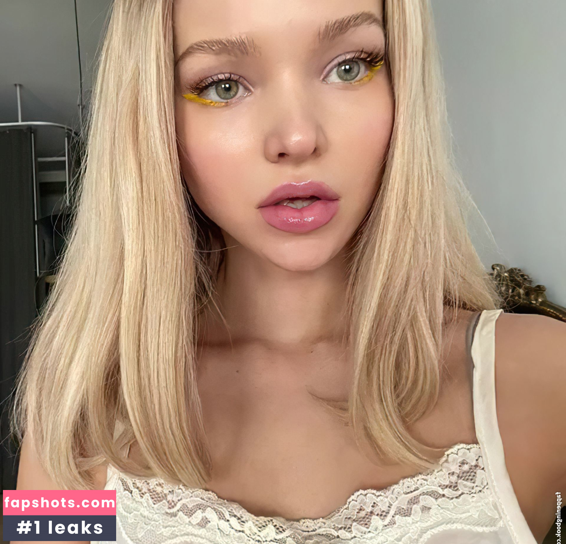 Dove Cameron gallery photo #666