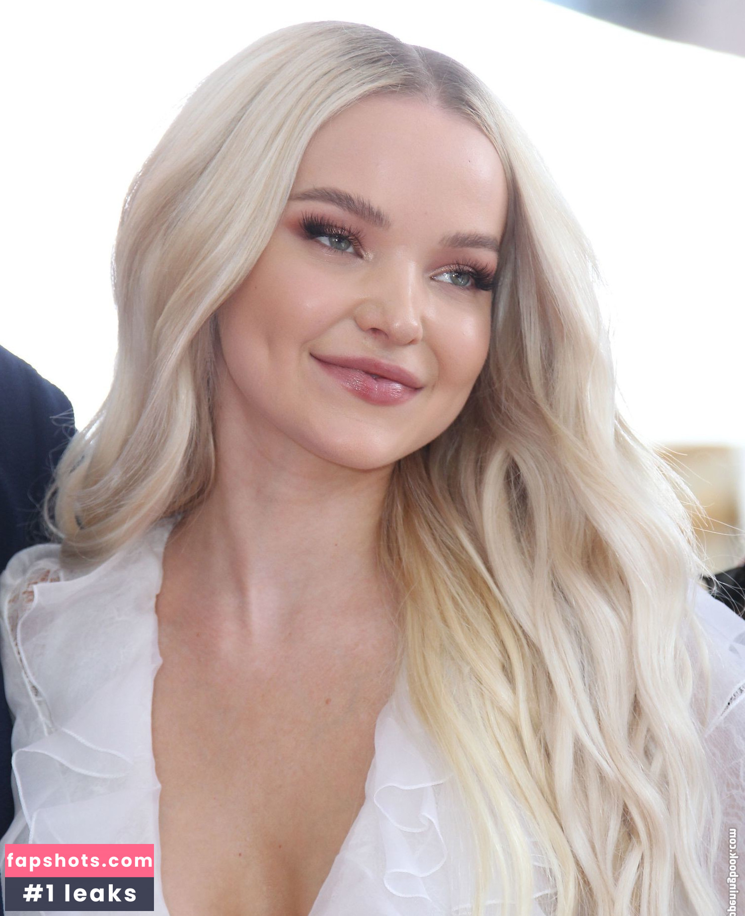 Dove Cameron gallery photo #713