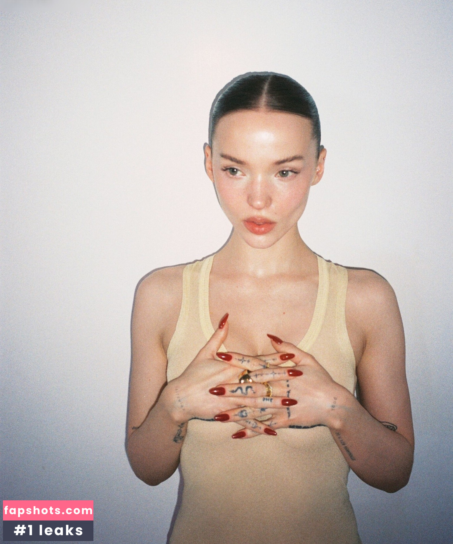 Dove Cameron gallery photo #75